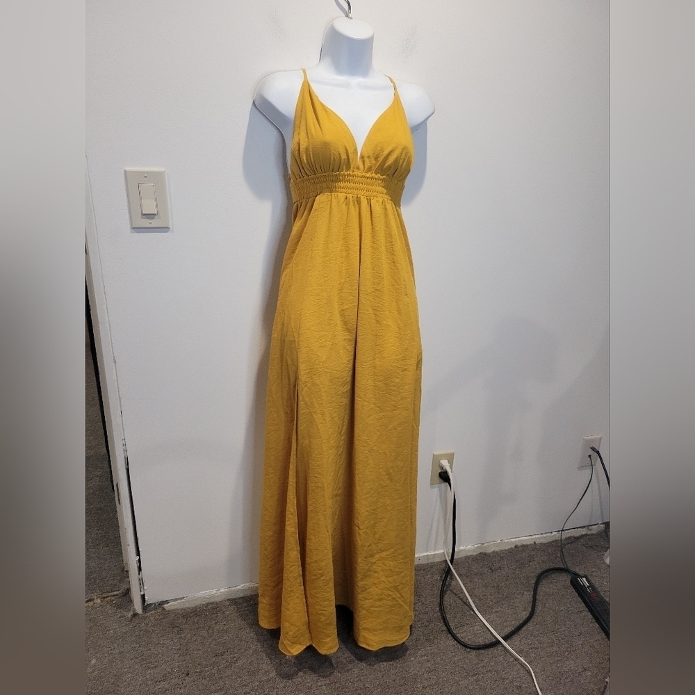 Fashion Nova Size Xs River Flow Maxi Dress In Mustard Color